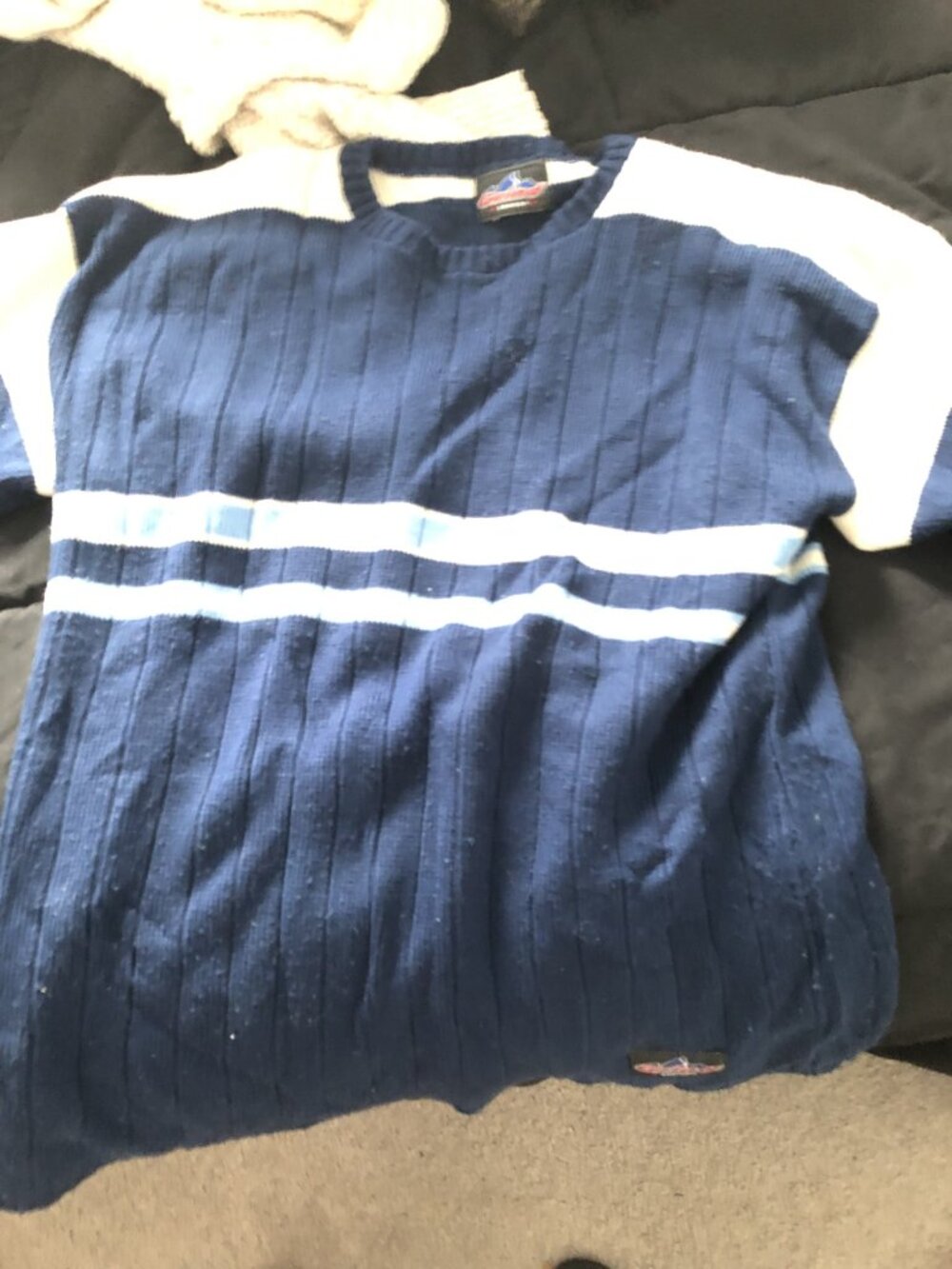 Grind sweater size L